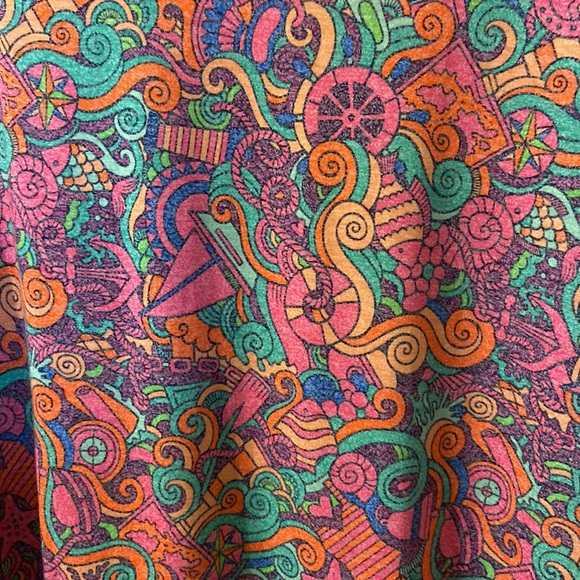 LulaRoe NWOT perfect T. Size medium. - Picture 3 of 4